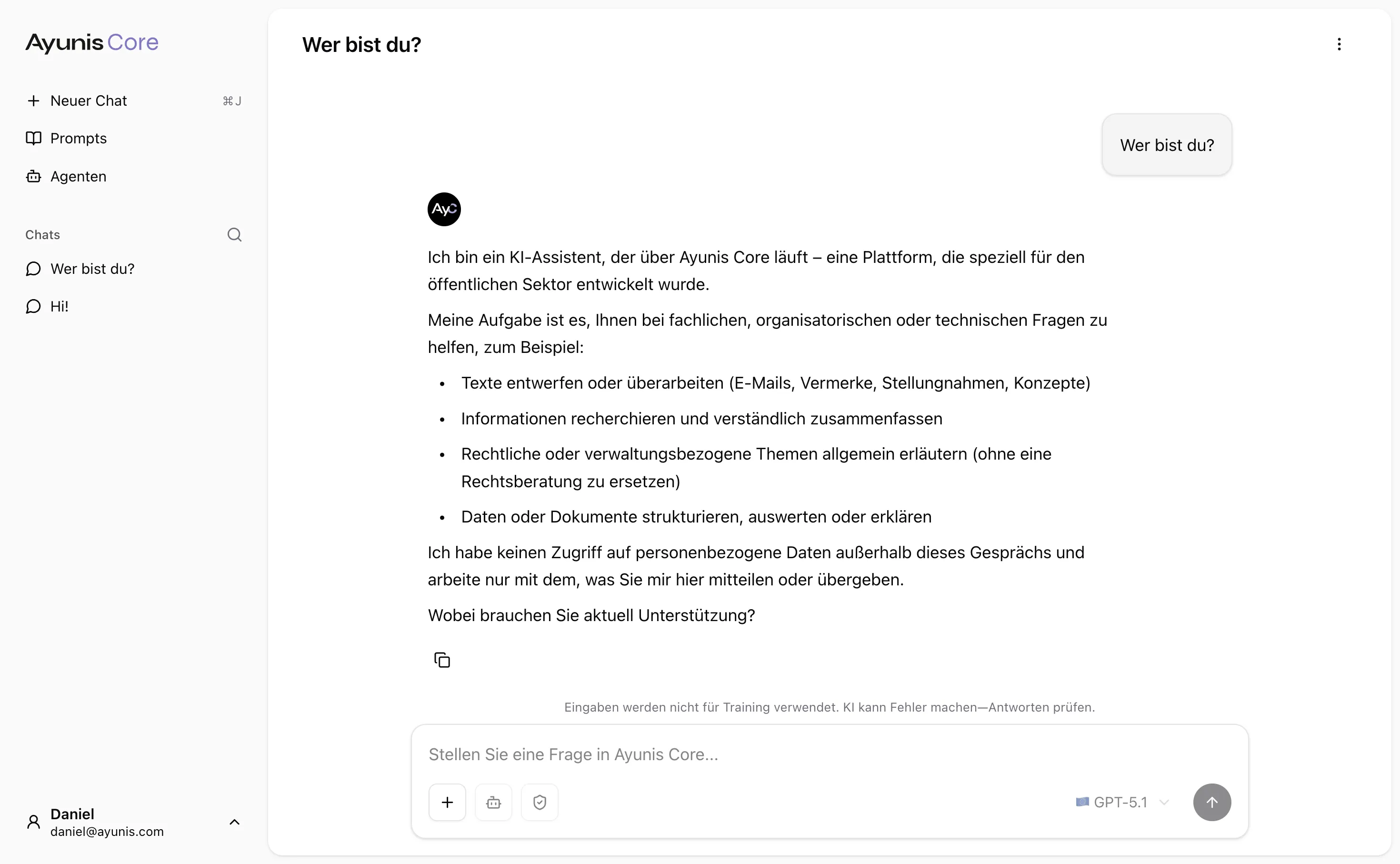 Chat-Oberfläche mit Nachrichteneingabe und KI-Antwort